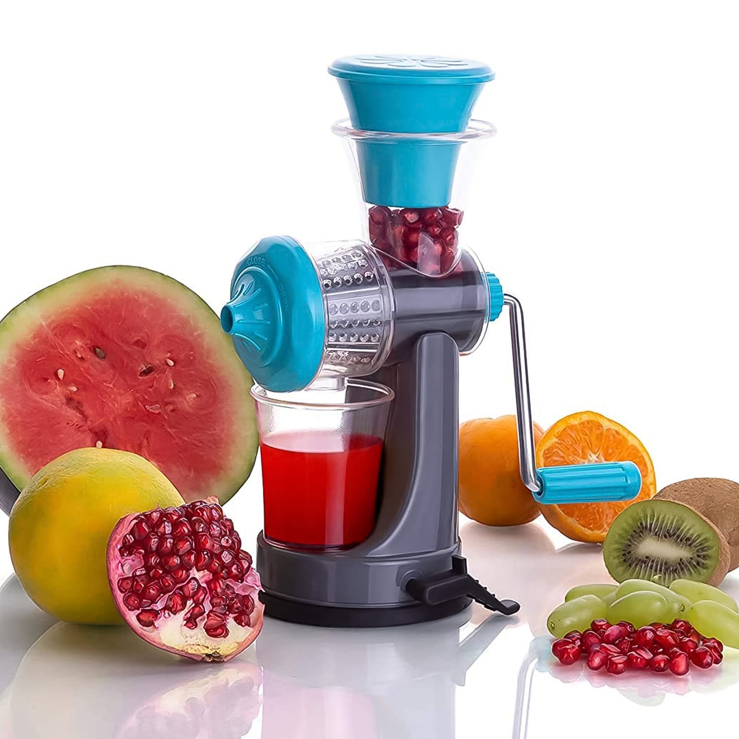 Fruit and Vegetable Juicer nano or mini Juicer Fruit and Vegetable Juicer nano or mini Juicer